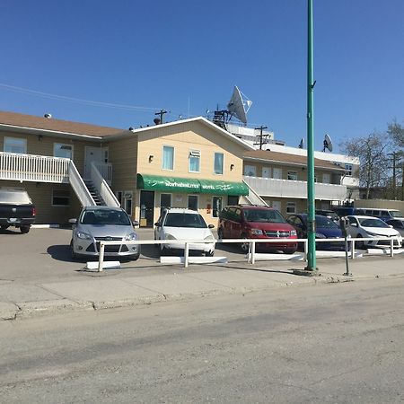 Northern Lites Motel Yellowknife Eksteriør bilde