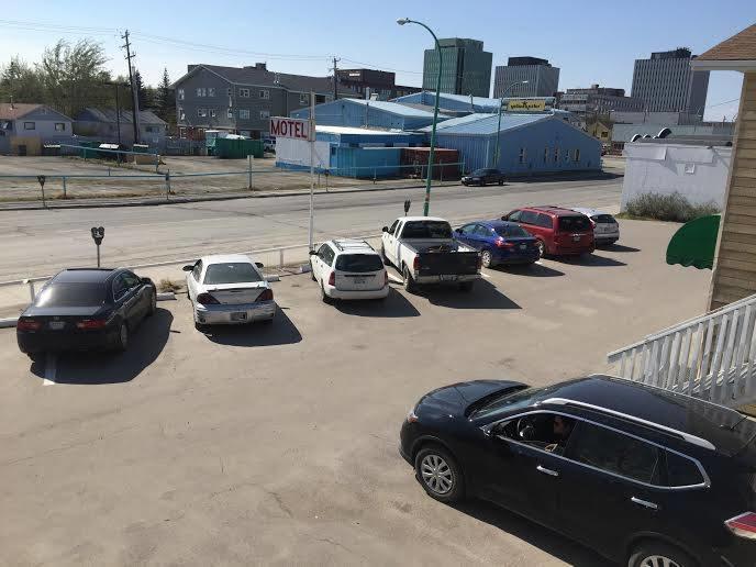Northern Lites Motel Yellowknife Eksteriør bilde