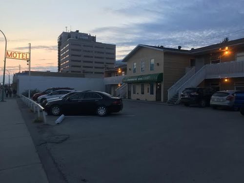 Northern Lites Motel Yellowknife Eksteriør bilde
