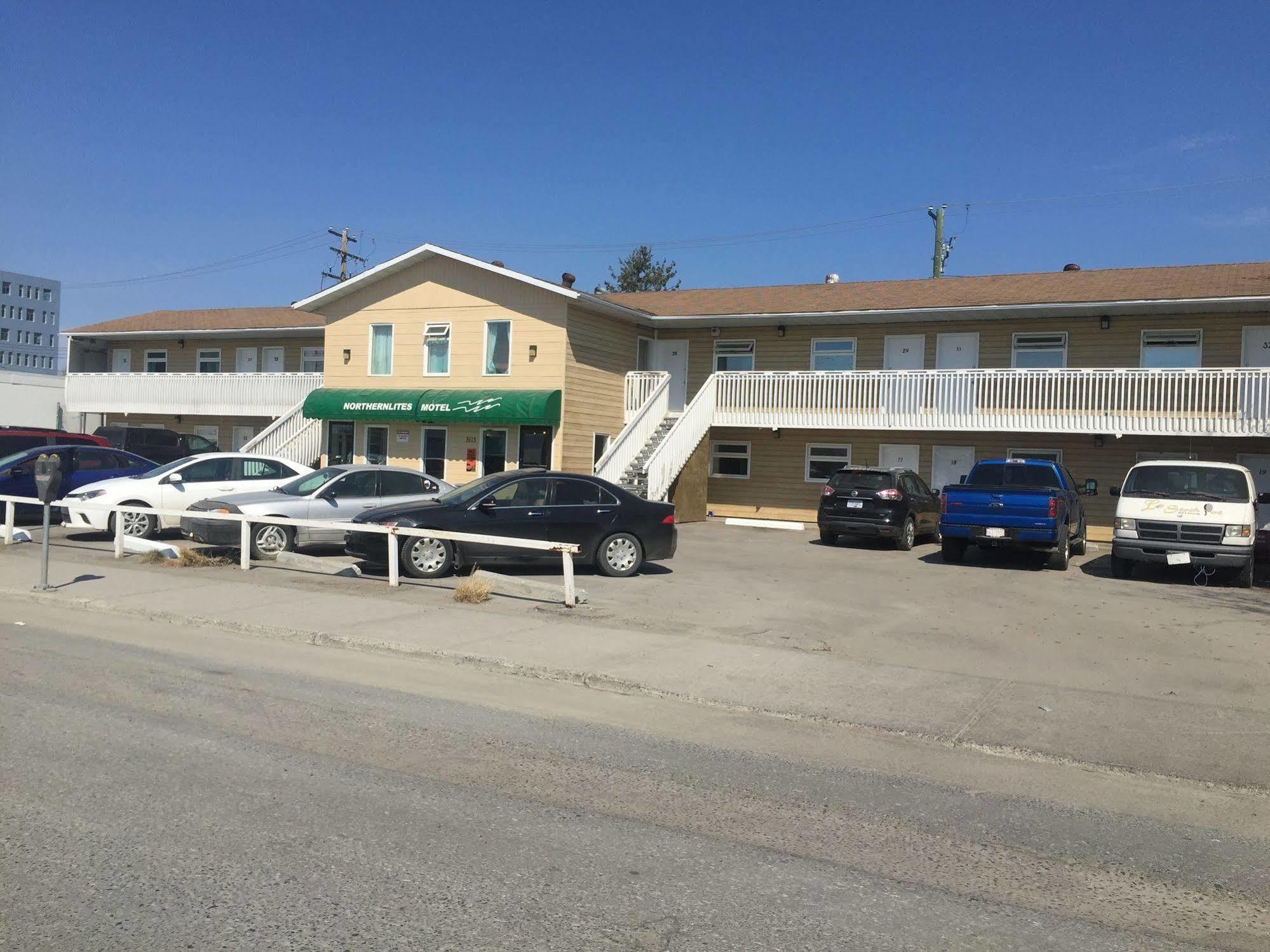Northern Lites Motel Yellowknife Eksteriør bilde