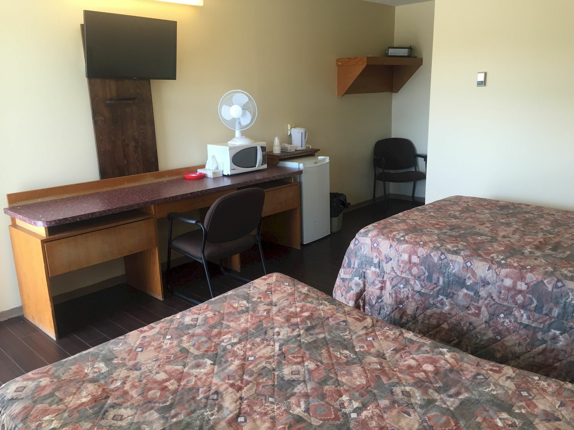 Northern Lites Motel Yellowknife Eksteriør bilde
