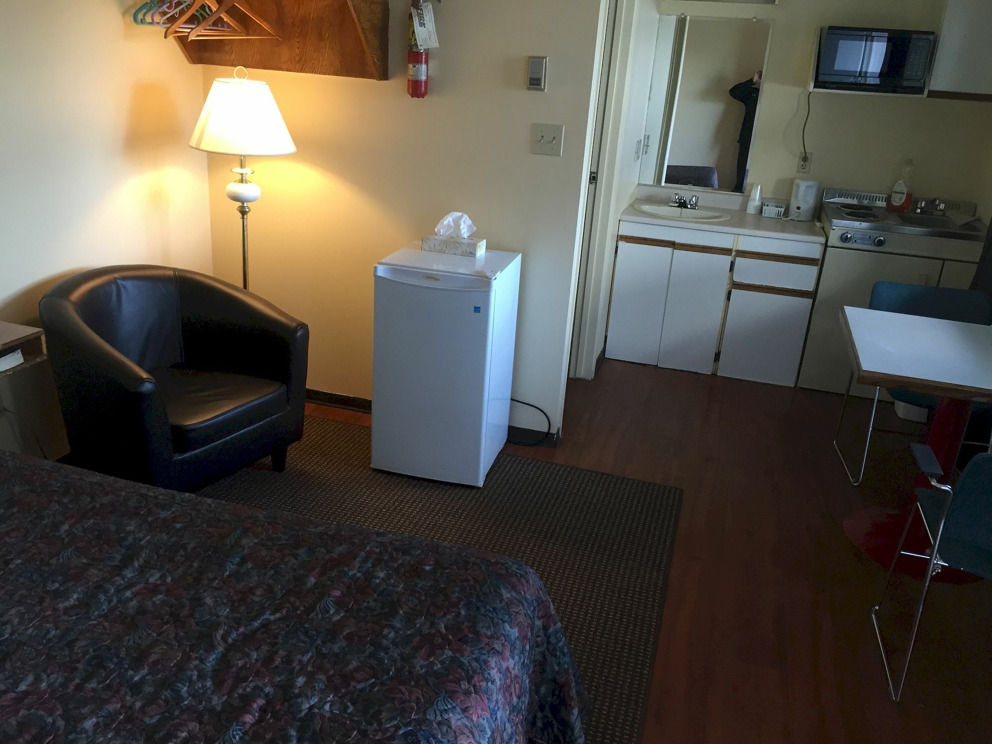Northern Lites Motel Yellowknife Eksteriør bilde
